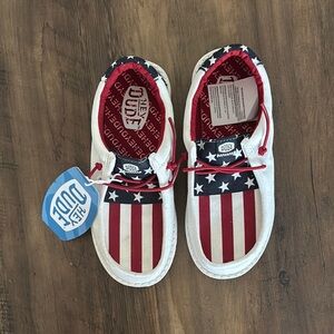Kid’s Hey Dude Patriotic Design